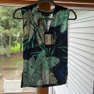 New with tags floral print blouse